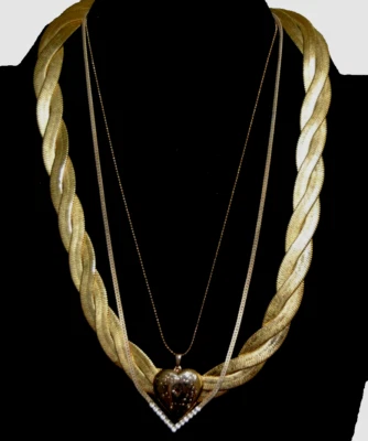 Collar Colgante Corazón AVON Tono Dorado Vintage Y2K Lote de 3 Longitud Varía Foto 1 de 4