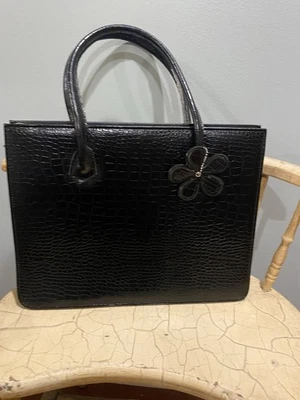 Bolso Tailandia Negro Imitación Cuero Cocodrilo Bolso de Mano Cartera Maletín con Dije de Flores Foto 1 de 4