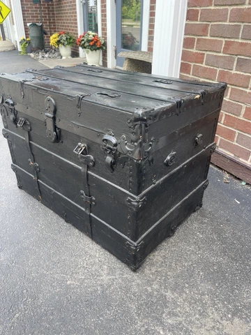Early 20th Century Pine and Iron Mounted Trunk - A Unique Piece of History Cover