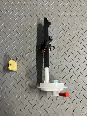 2007-09 CHEVROLET EQUINOX PONTIAC TORRENT ТОПЛИВНЫЙ НАСОС В СБОРЕ ВСПОМОГАТЕЛЬНЫЙ 19207459 - Изображение 1 из 4