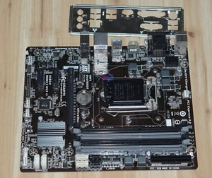 Gigabyte Motherboard GA-B85M-DS3H LGA1150 MicroATX DDR3 - Picture 1 of 6