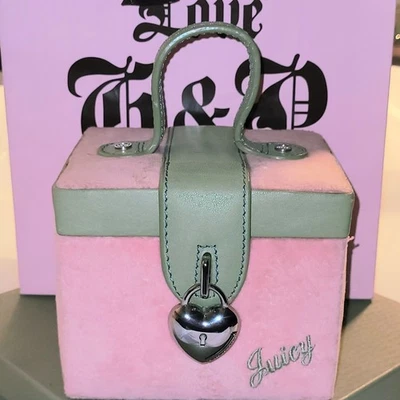 RARE 🩷 Juicy Couture Vintage Scottie Y2K  Pink & Green Velour Jewelry Box Case  - Image 1 of 4