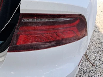 Cuarto de luz trasera de pasajero montado en panel para AUDI A7 433924 16-18 Foto 1 de 4