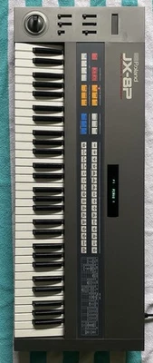 ROLAND JX-8P CLASSIC VINTAGE SYNTHESIZER KEYBOARD MIDI - Image 1 of 4