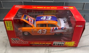 1997 Racing Champions Stock Rods #43 Lance Snacks '55 Chevy 1:24 Scala - Foto 1 di 3
