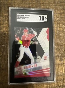 Shohei Ohtani RC 2018 Panini Chronicles Phoenix #20 Prizm Holo Refractor SGC 10