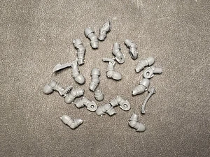 Warhammer 40k Miniaturen Chaos Space Marines Waffen Teile Lot, J88 - Bild 1 von 2