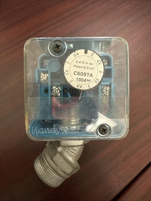 Honeywell Has Pressure Switch C6097A - Image 1 of 3