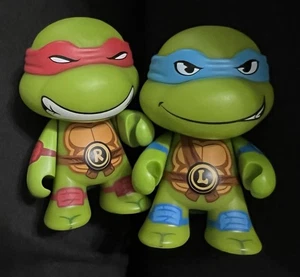 2014 Kidrobot TMNT Teenage Mutant Ninja Turtles Raffaello Leonardo 3" Figura in vinile - Foto 1 di 6