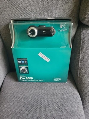 Logitech QuickCam Pro 9000 HD 2 Megapixel Webcam With Autofocus New Sealed - Image 1 of 4