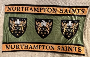 NORTHAMPTON SAINTS RUGBY CAPE / BANNER - Picture 1 of 2