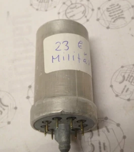 Militär-Röhre CV66 D - Metallgehäuse - gut - 100%                      [S4-2-R1] - Picture 1 of 3