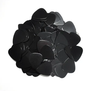 Lote de 100 púas de guitarra en blanco de celuloide delgado de 0,46 mm plectrumos negro liso - Imagen 1 de 3