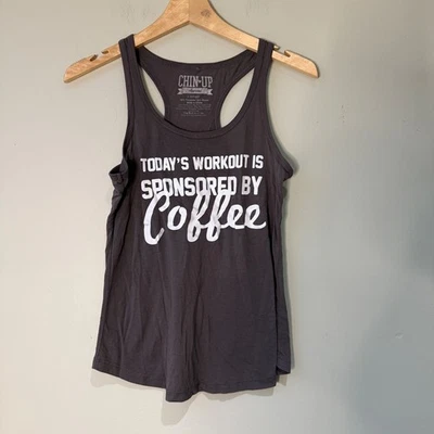 Camiseta sin mangas Chin Up Apparel para mujer con gráfico de café espalda cruzada X pequeña gris entrenamiento Foto 1 de 2