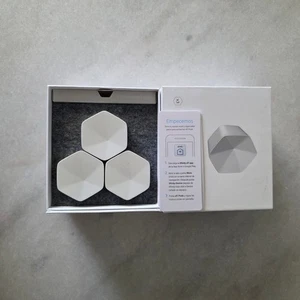 Pack of 3 Xfinity xFi Pods XE1-S 1st Gen WiFi Signal Network Range Extender - Picture 1 of 2