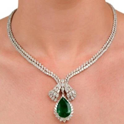 Artistically Designed Pendant Necklace With Distinctly Cut CZ & 19.45CT Emerald - Image 1 of 4