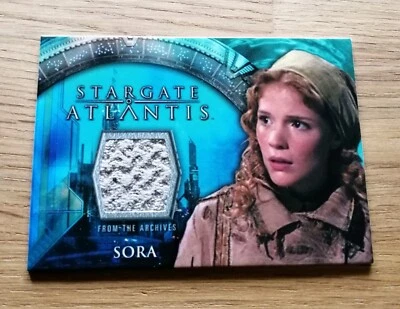 Stargate Atlantis Season 1 Costume Trading Card SORA - Bild 1 von 2