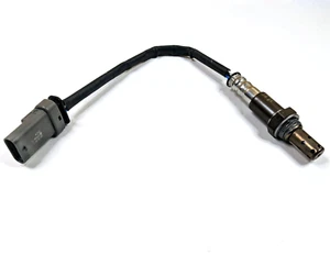 Genuine GM Heated Oxygen Sensor 12679885 - Picture 1 of 4