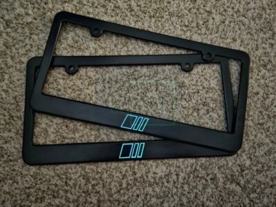 Brilla en la oscuridad Audi Sport Retro I Negro Plástico EE. UU. Marcos de matrícula Foto 1 de 2