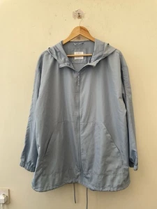 Ladies Raincoat Size 12 In Blue Mesh Lined Hooded Full Zip & Pockets - Picture 1 of 4