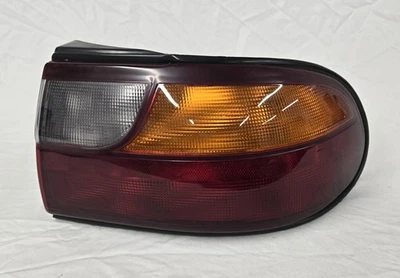 1997-2005 Chevrolet Malibu LS Rear Exterior RH Right Pass. Tail Light Assembly Foto 1 de 4