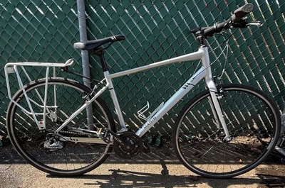 27-скоростной городской велосипед Marin Fairfax 2 без подставки (БЫСТРАЯ ДОСТАВКА) - Изображение 1 из 4