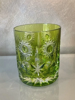 Schleuderstern  Whiskyglas Überfangglas, Hell Grün  handgeschliffen Bleikristall - Bild 1 von 4