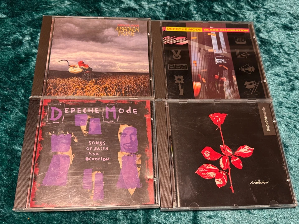 DEPECHE MODE 4 CD´s im Set - A Broken Frame,Violator,Black Celebr.,Songs Of F... - Bild 1 von 2