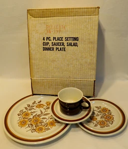 SCARCE Vintage Homer Laughlin INTERNATIONAL "Delicate Country Inn" IN-197, NIB! - Picture 1 of 11