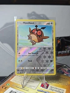 Juego de cartas coleccionables Pokémon Hoothoot Burning Shadows 106/147 holograma inverso común - Imagen 1 de 2