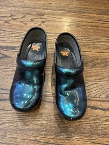 Dansko 38 metallic blue clogs - Picture 1 of 7