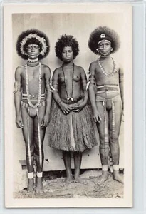 PAPUA NEW GUINEA - girl and two papuan warriors - REAL PHOTO - Picture 1 of 2