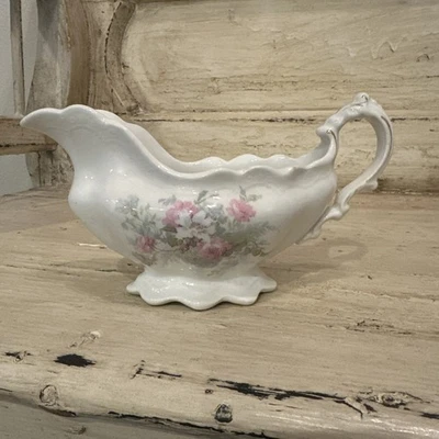 Plato de servir vintage de porcelana floral Johnson Bros England Gravy Boat 8" de largo Foto 1 de 4