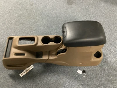 Sillín completo JK JKU Jeep Wrangler 2013 piso delantero consola central 250724-02 Foto 1 de 4