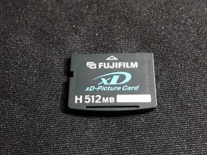 512MB HIGH SPEED FUJI XD MEMORY CARD 512 MB TYPE H FINEPIX/OLYMPUS CAMERAS - Picture 1 of 2