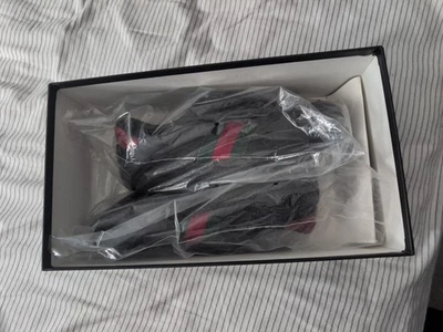 auténticos zapatos gucci hombre talla 9 negro verde y rojo rayas Foto 1 de 4