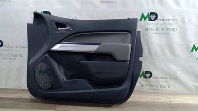 Chevrolet Colorado 2018-2020 panel de moldura de puerta delantera derecha OEM 84725417 Foto 1 de 4