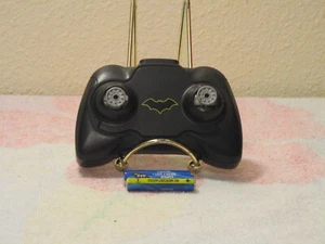 *****TELECOMANDO ORIGINALE SPIN MASTER RC PER BAT MOBILE (92304)***** - Foto 1 di 4