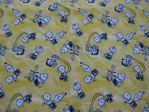 Peanuts Snoopy Charlie Brown Kite Dance Yellow Fabric - Fat Quarter 18" x 21" - Picture 1 of 3