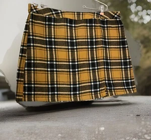 Straight Mini Skirt Juniors Size 2XL Yellow & Black Plaid Back Zipper Clueless - Picture 1 of 11