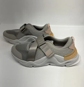 Sorel Women’s Kinetic RNEGD Strap Sneakers Sz. 7.5 Gray & Pink Shoes NL4149-081 - Picture 1 of 11