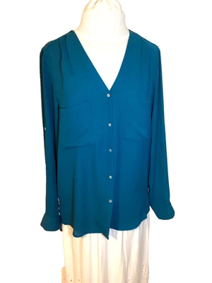 Blusa H&M verde azulado manga larga talla 10 - sin cuello - botón delantero Foto 1 de 4