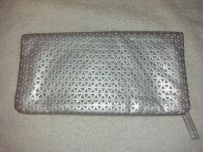 Bolso Muñequera Plegable Mujer Cartera Matriz Plateada - BIN97 Foto 1 de 4