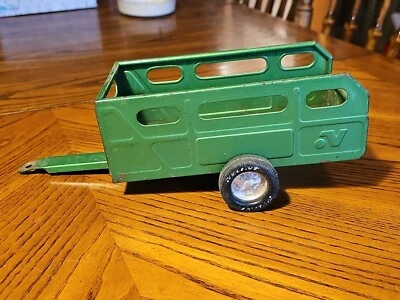 Vintage 1970’s Nylint Green Pressed Steel Farm Cattle Transport 11” Trailer - Image 1 of 4