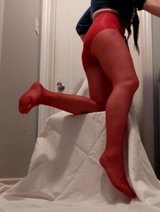 Vintage Pantyhose 2 For 26$ Rare Nordstrom Shimmer Color Ruby Red Size B BSHIM - Picture 1 of 18