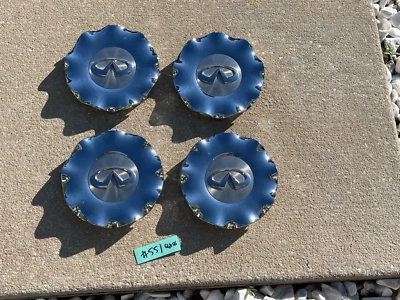 Infiniti QX56 2008-2010 OEM ¡¡Juego de 4 tapas centrales cromadas!!! Foto 1 de 4