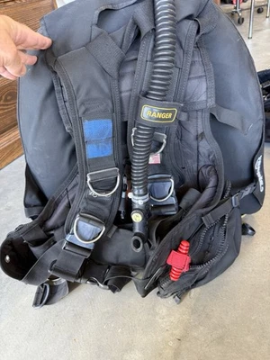 Zeagle Ranger BCD Talla Mediana - Negro - Resistente Compensador de Flotabilidad de Buceo Foto 1 de 4