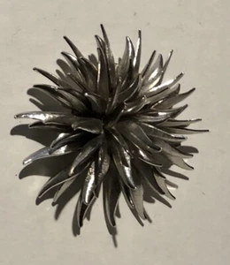 Vintage starburst Silvertone approach two inches - Picture 1 of 7