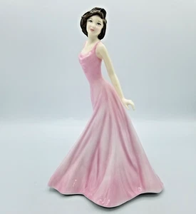 Royal Doulton Classics Chelsea BECKY HN 4322 Figurine Valerie Annand 2000 RARE - Picture 1 of 9