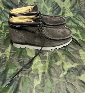 NWOT 2017 Clark’s Wallabee unreleased sample new size 9 leather & suede Vibram - Picture 1 of 8